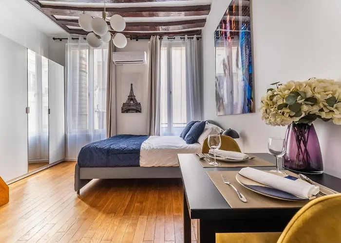 Charming Flat, Center Of Paris